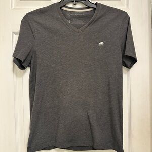💥LAST CHANCE💥 Banana Republic Gray V-Neck Men's Shirt